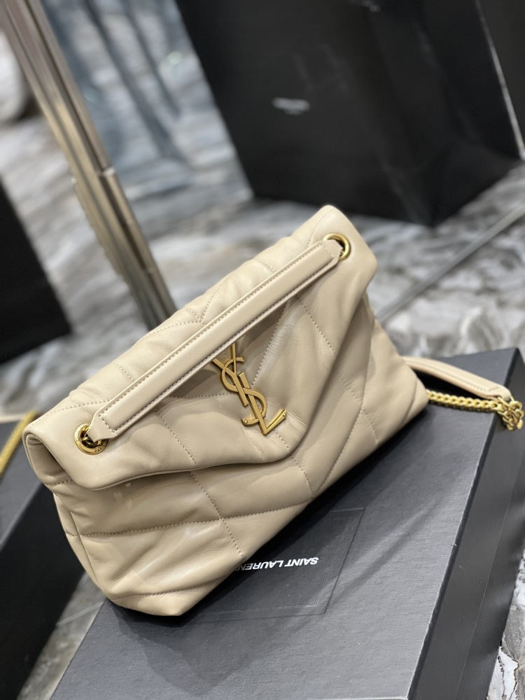 Yves Saint Laurent Loulou puffer 29cm 577476 Mirror Boutique