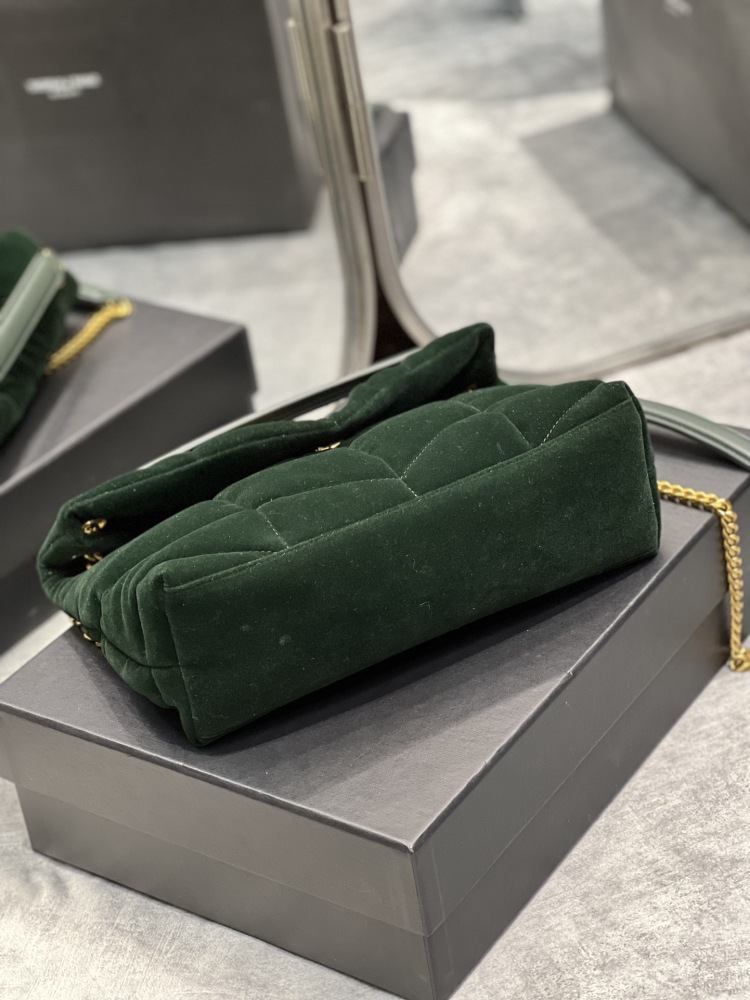 Yves Saint Laurent Loulou puffer 29cm 577476 Mirror Boutique
