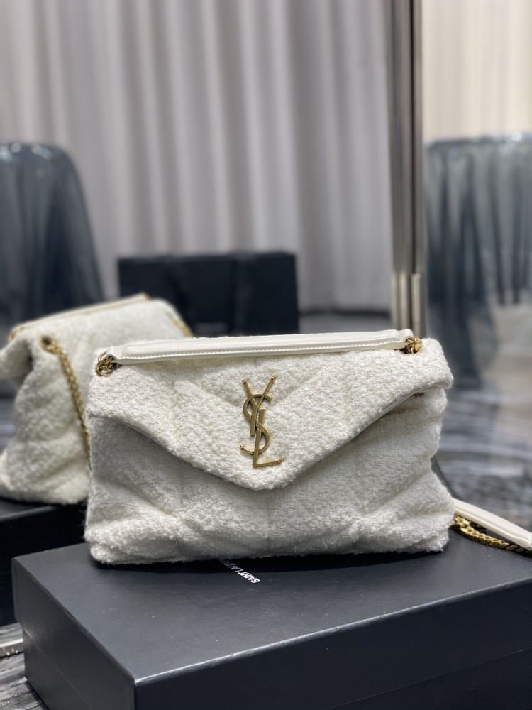 Yves Saint Laurent Loulou puffer 29cm 577476 Mirror Boutique