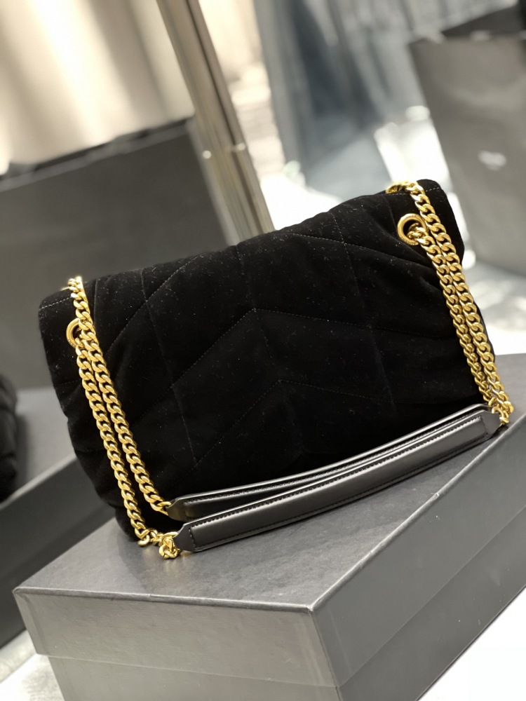 Yves Saint Laurent Loulou puffer 29cm 577476 Mirror Boutique
