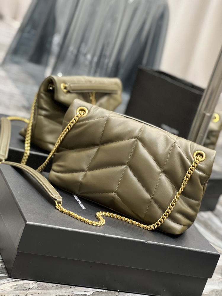 Yves Saint Laurent Loulou puffer 29cm 577476 Mirror Boutique