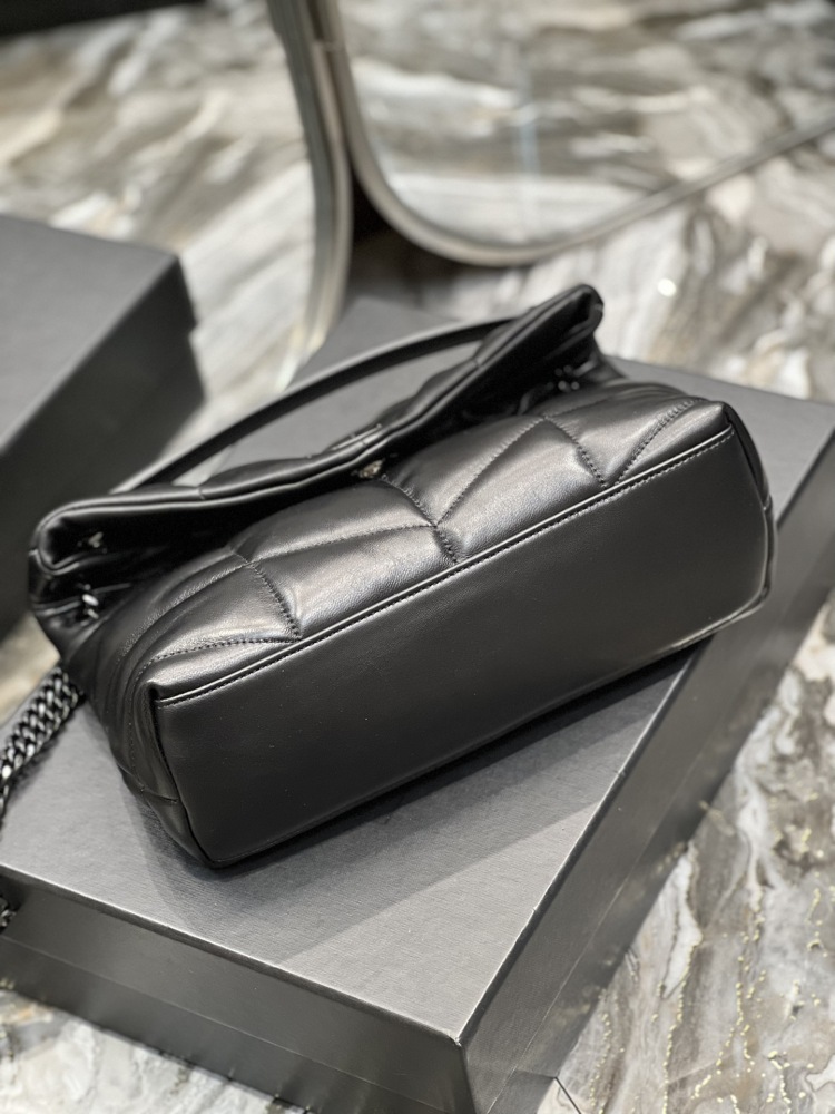 Yves Saint Laurent Loulou puffer 29cm 577476 Mirror Boutique