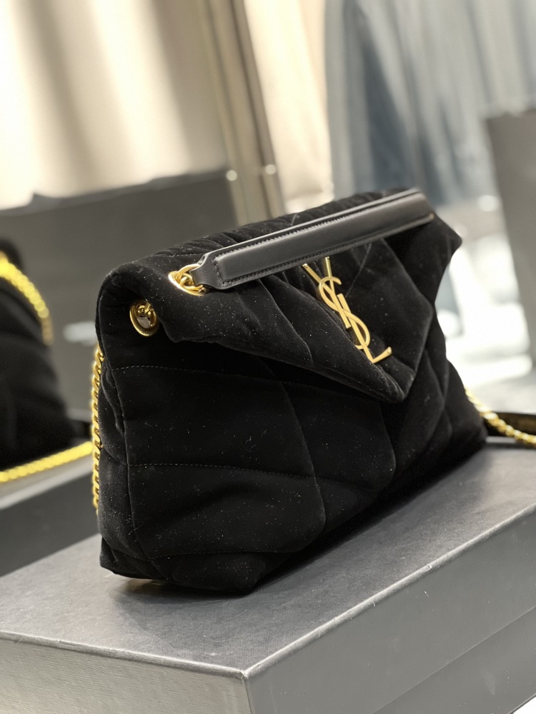 Yves Saint Laurent Loulou puffer 29cm 577476 Mirror Boutique