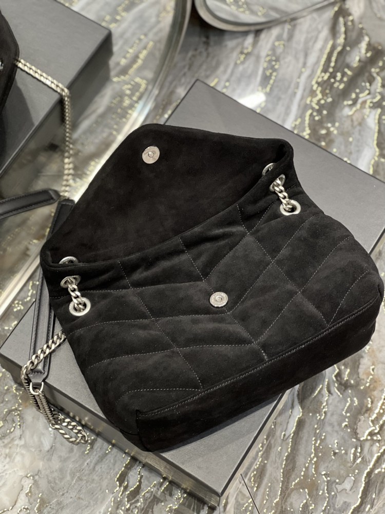 Yves Saint Laurent Loulou puffer 29cm 577476 Mirror Boutique