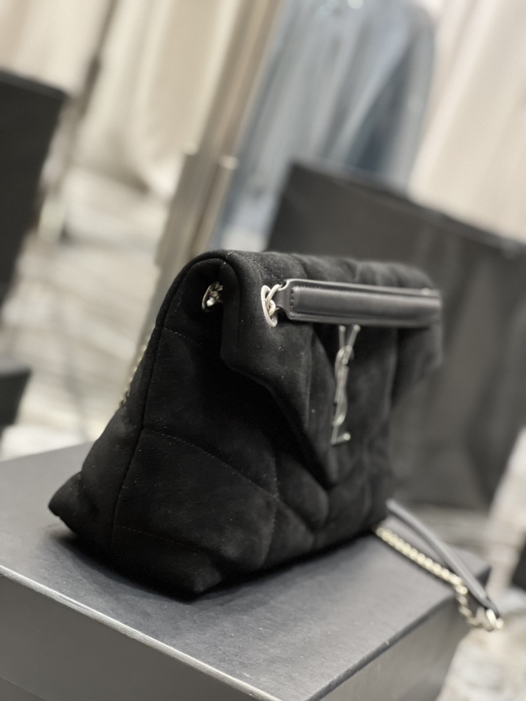 Yves Saint Laurent Loulou puffer 29cm 577476 Mirror Boutique