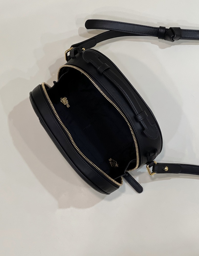Fendi camera bag 8525 Mirror Boutique