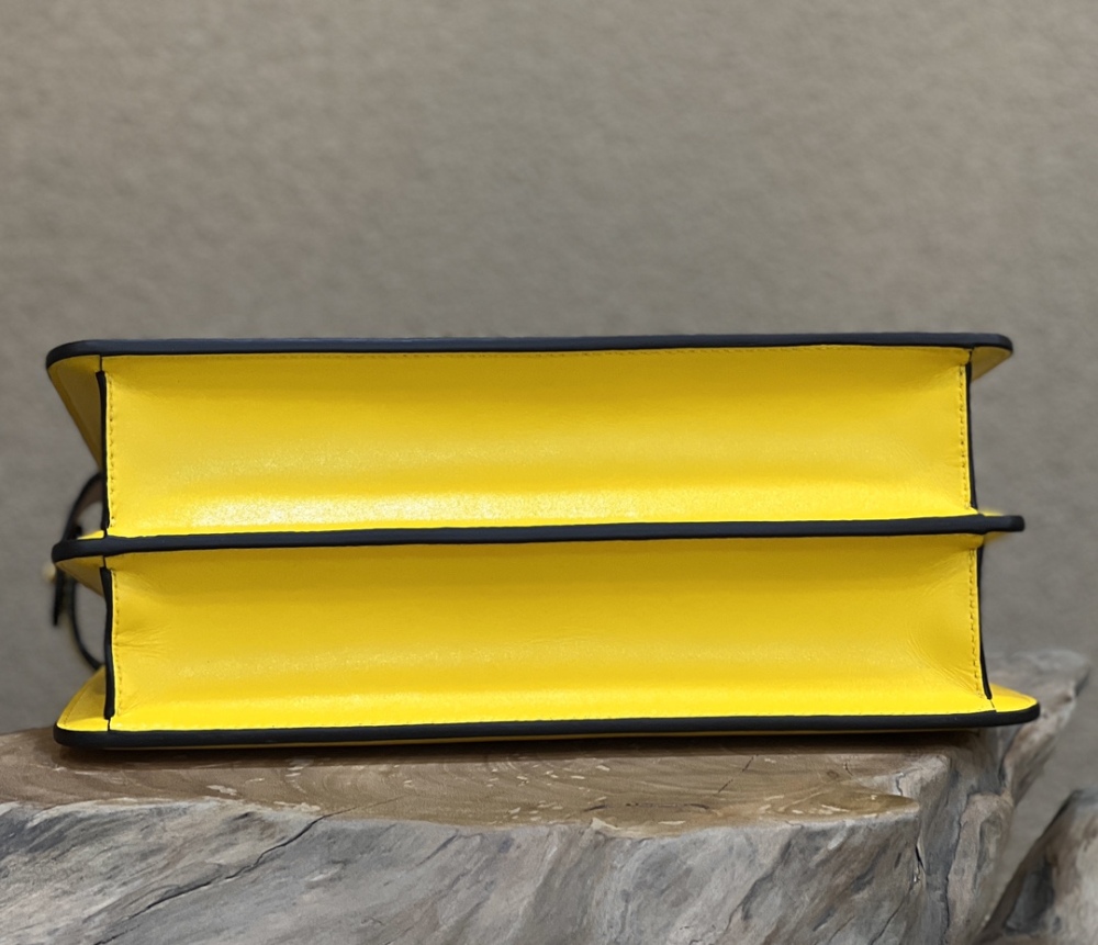 Fendi Peekaboo I see U MM 70193s Mirror Boutique