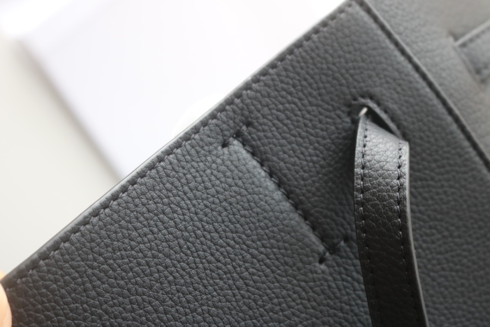 CELINE CABAS PHANTOM 189023 mirror boutique