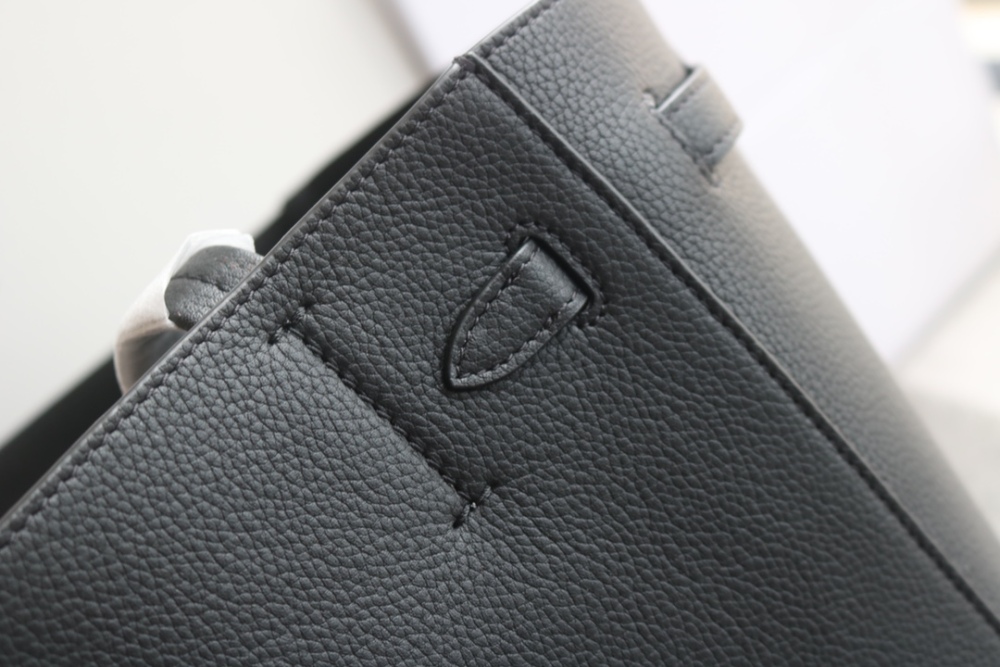 CELINE CABAS PHANTOM 189023 mirror boutique