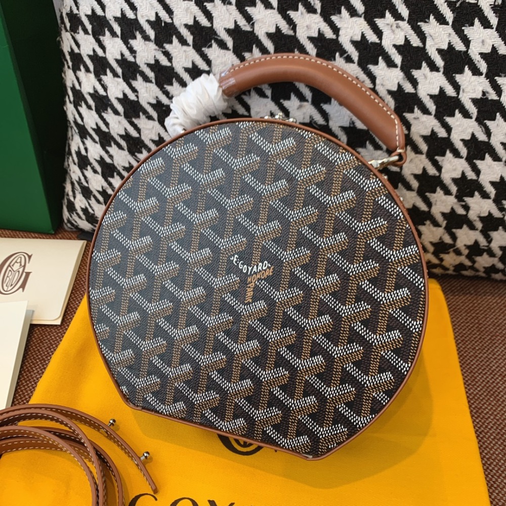 GOYARD Alto Hat Box Bag Mirror Boutique