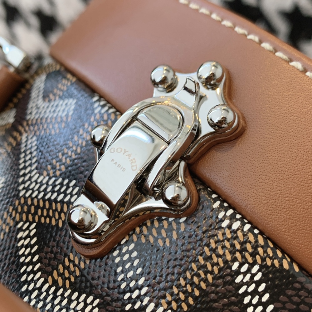 GOYARD Alto Hat Box Bag Mirror Boutique