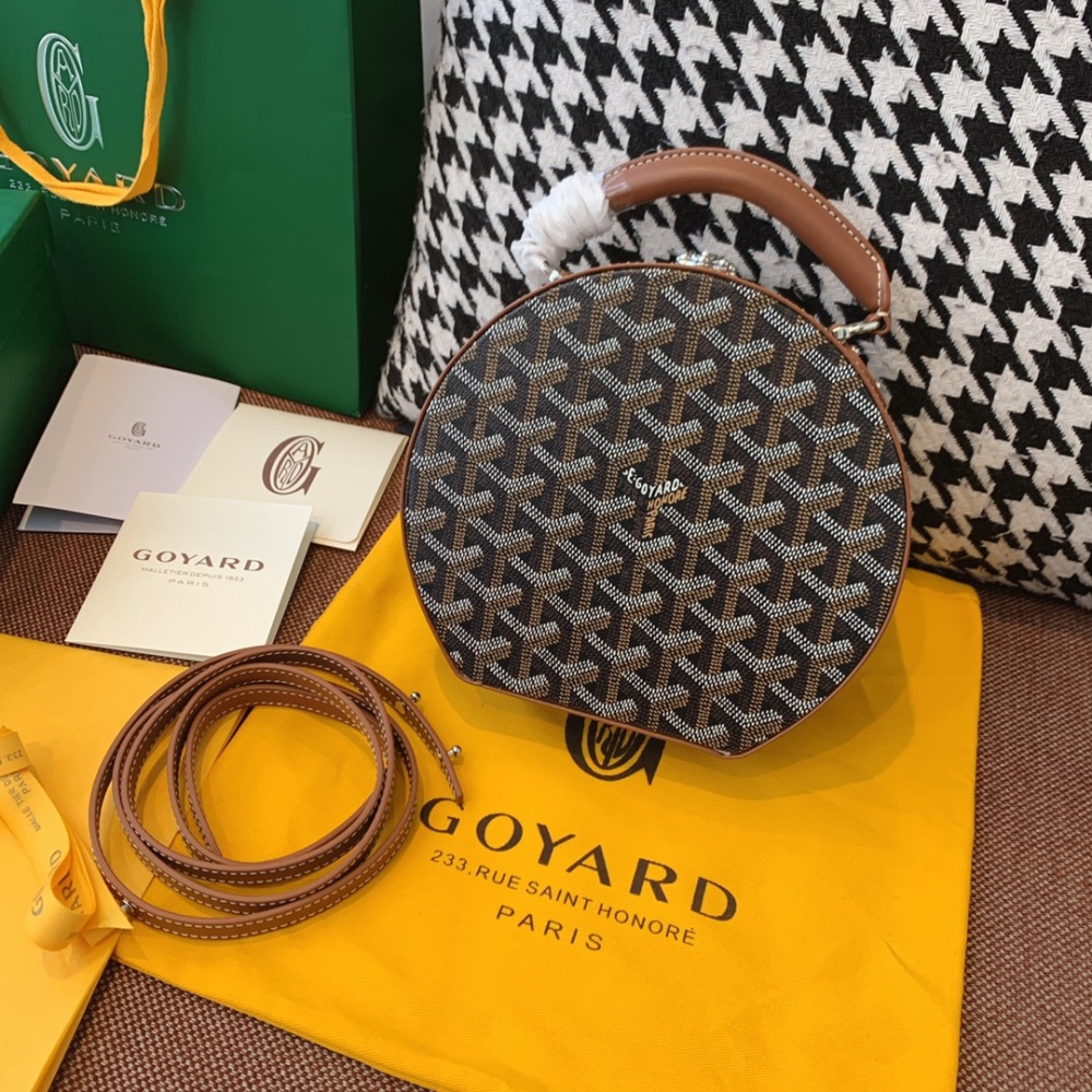 GOYARD Alto Hat Box Bag Mirror Boutique