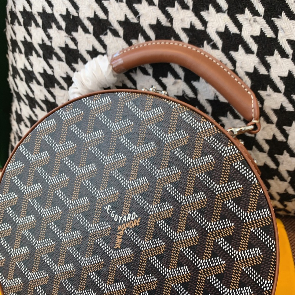 GOYARD Alto Hat Box Bag Mirror Boutique