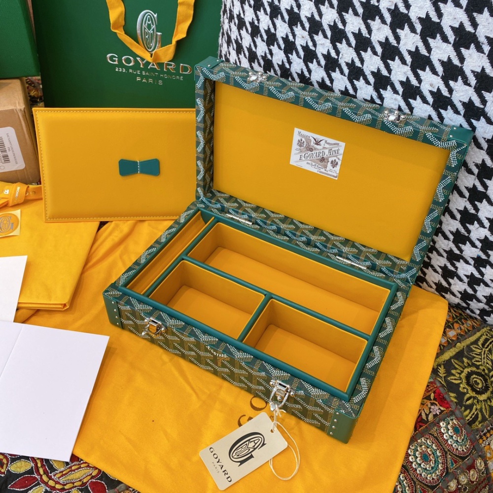 GOYARD VENDOME Jewelry Box Mirror Boutique