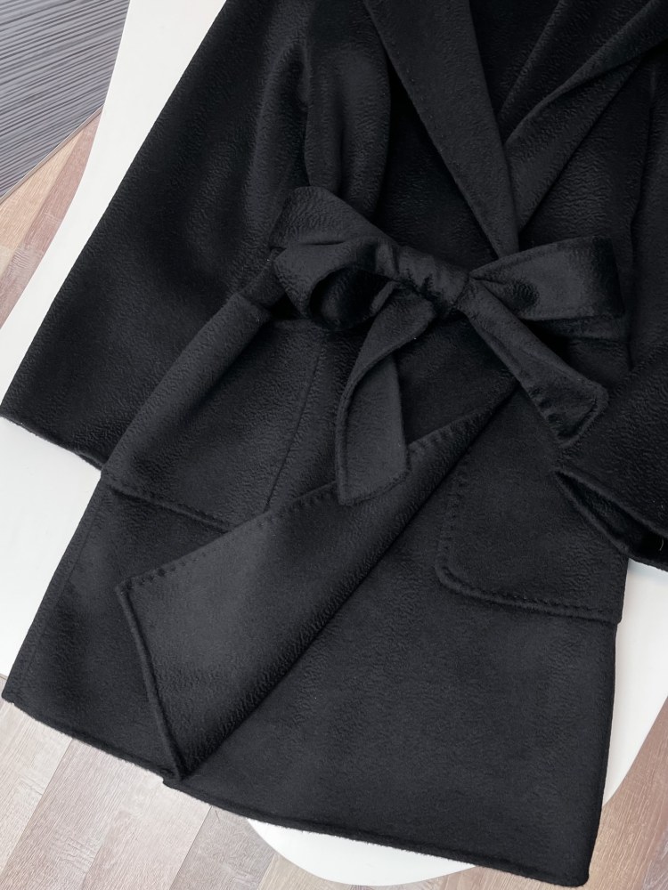 Maxmara Classic Hooded Cropped Water Ripple Coat