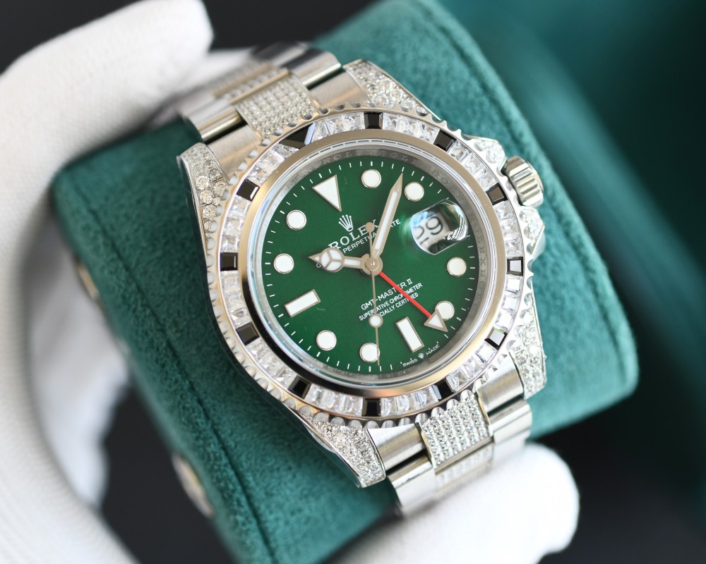 Rolex Replica GMT-Master M126720VTNR Rear Diamond Edition 40MM
