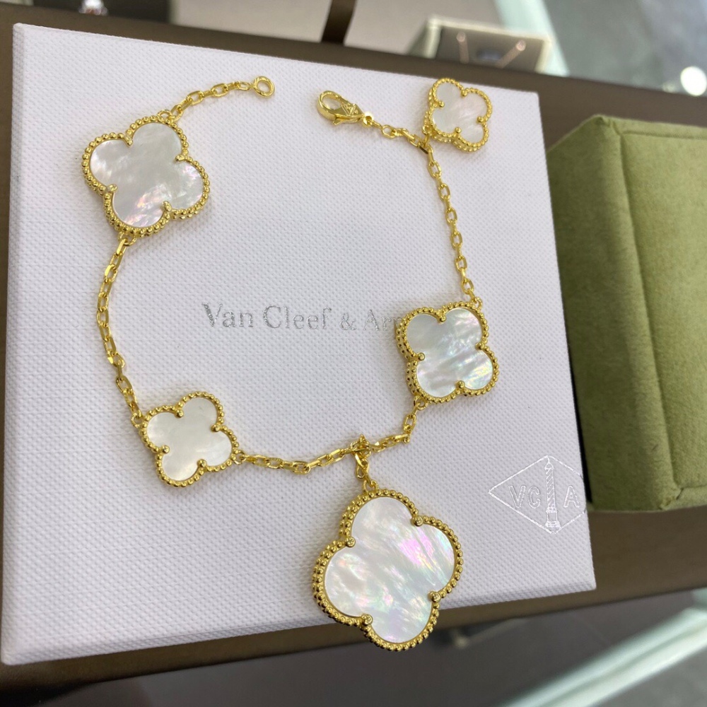 VCA bracelets