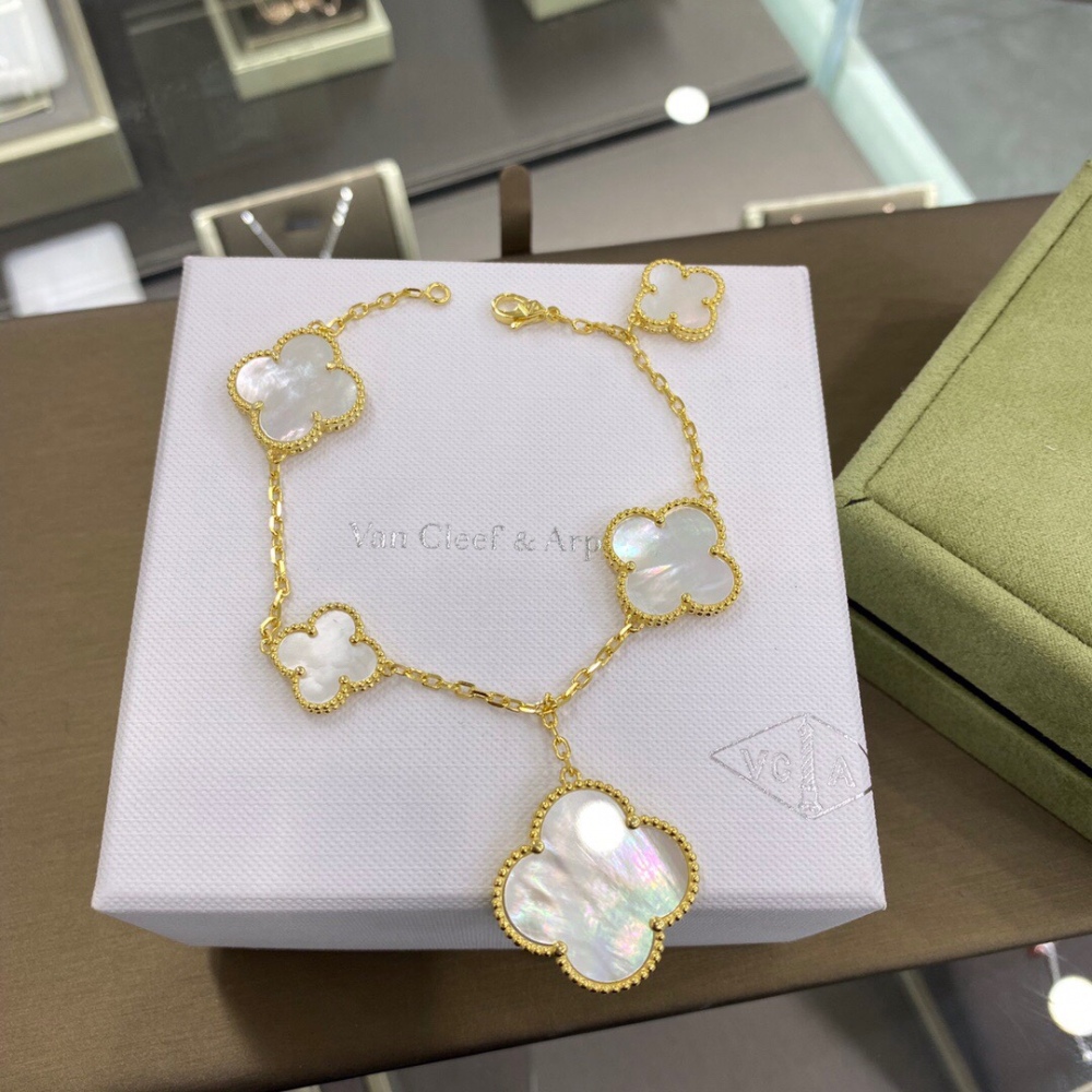 VCA bracelets