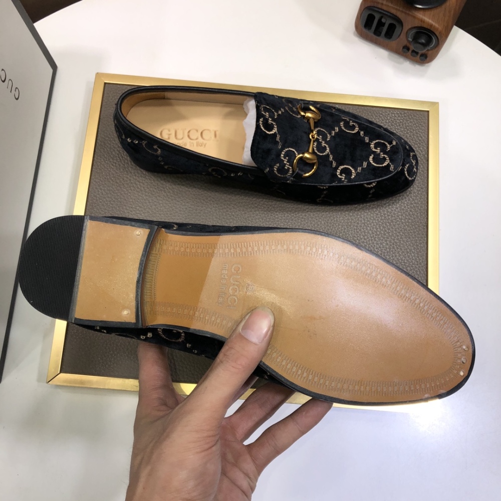 GUCCI Men'svelvet beanie shoes