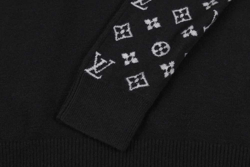 Louis Vuitton men's and women's sweaters