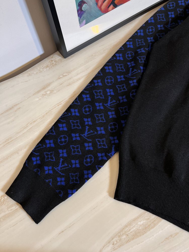 Louis Vuitton men's and women's sweater