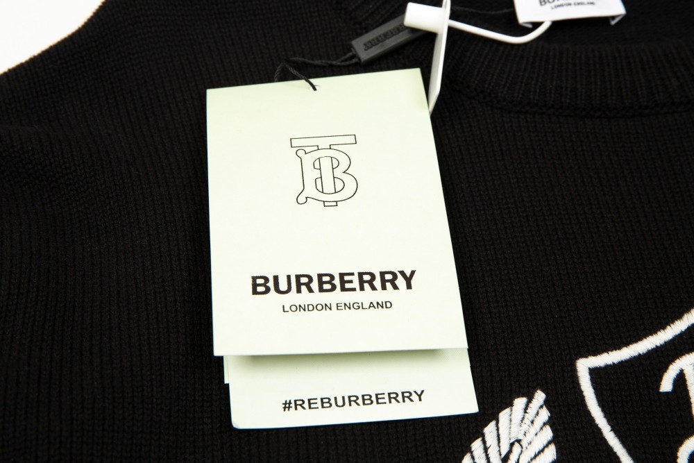 Burberry men's and women's sweater