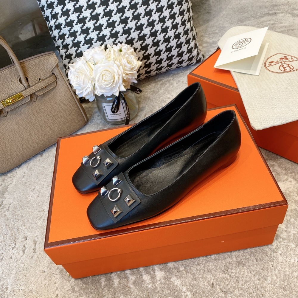 Hermes flat shoes