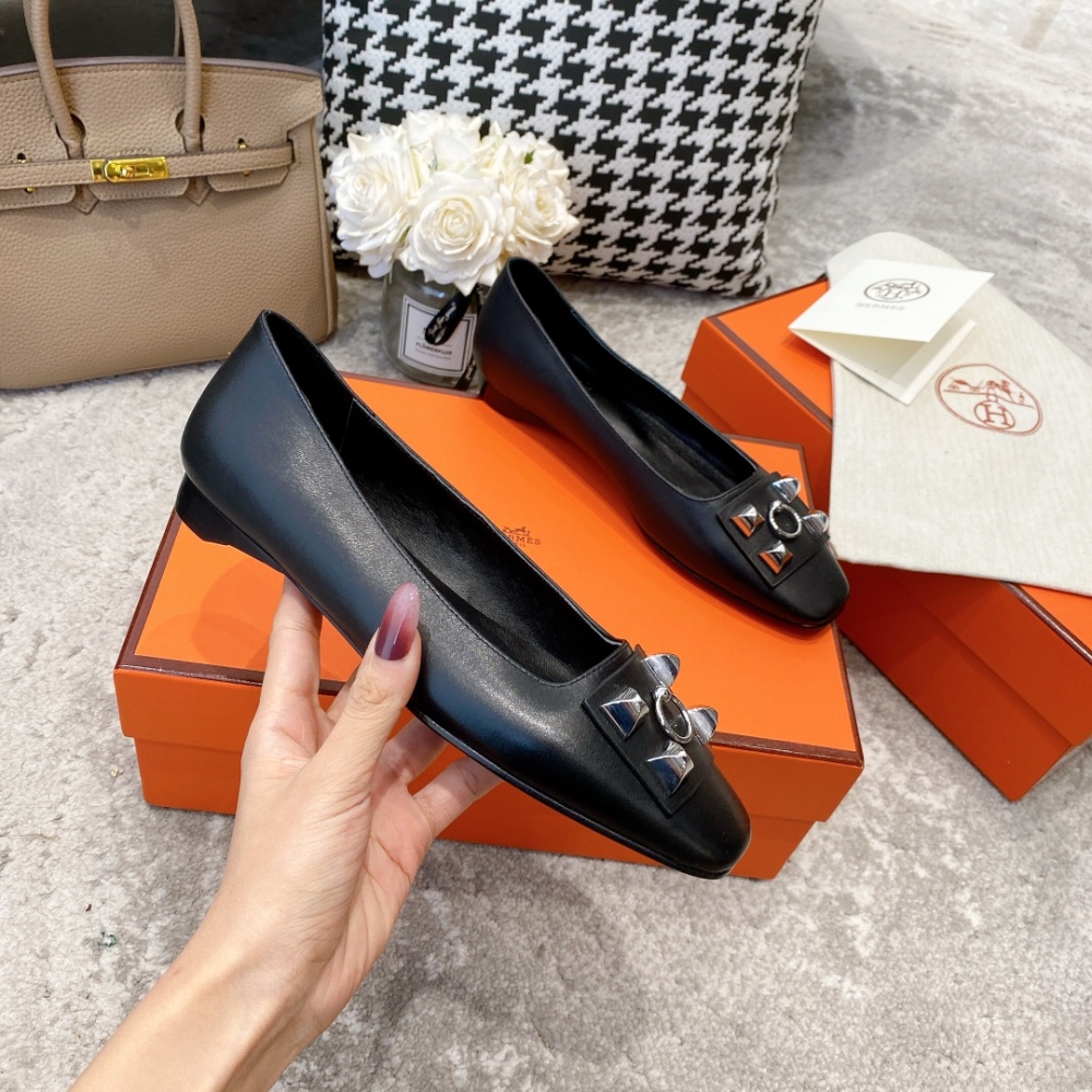 Hermes flat shoes
