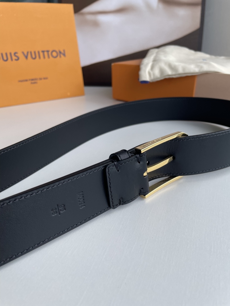 Louis Vuitton belt 3.5cm