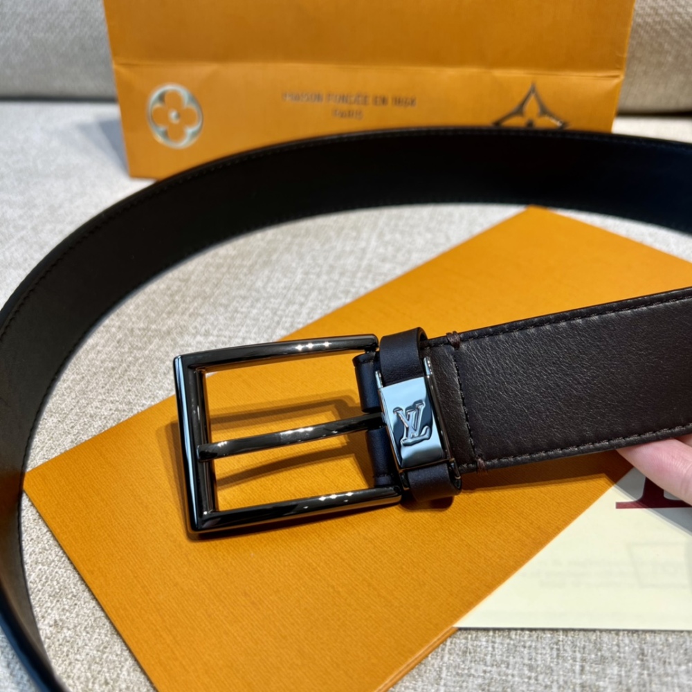 Louis Vuitton belt 3.5cm