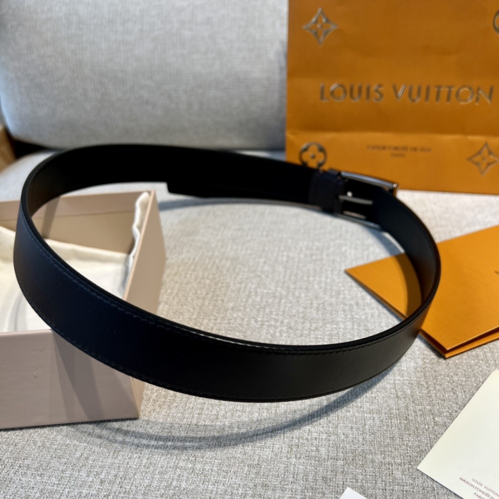 Louis Vuitton belt 3.5cm