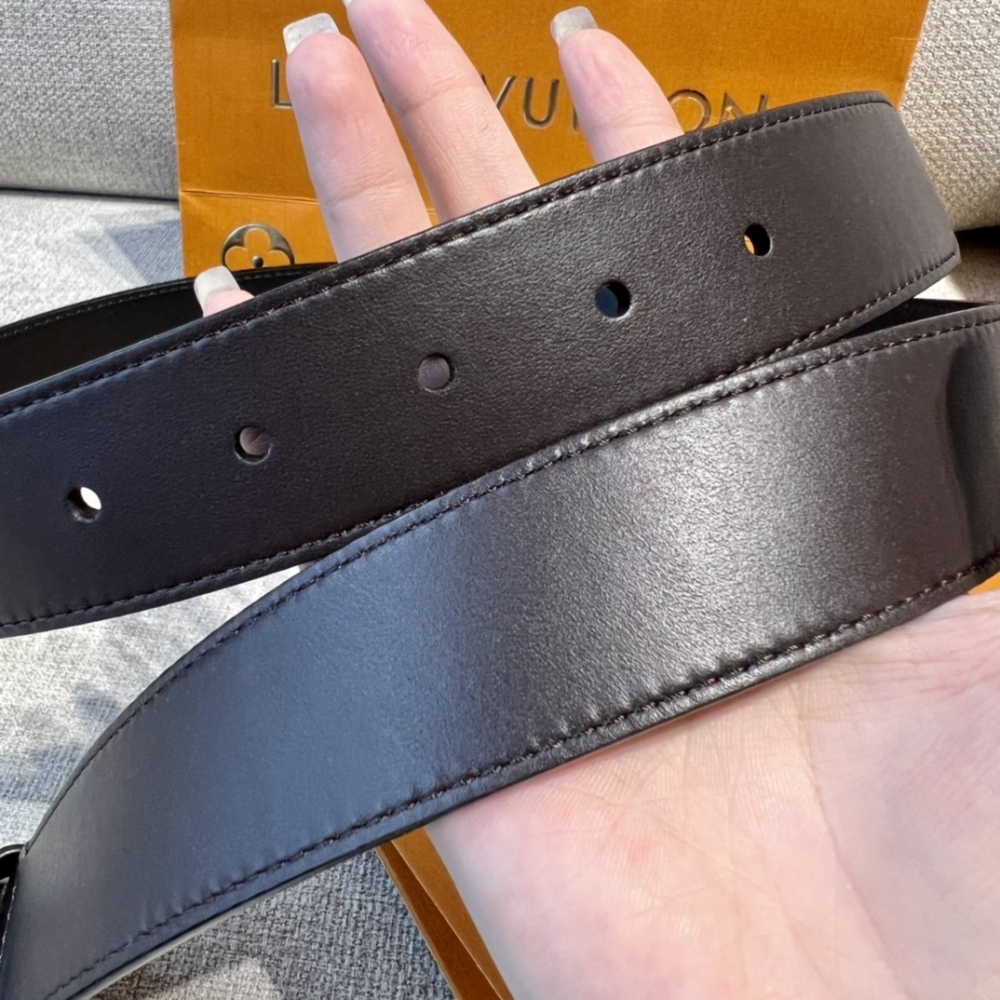 Louis Vuitton belt 3.5cm
