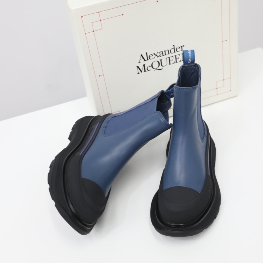 McQueen Men's and Women's Chelsea Martin Boots