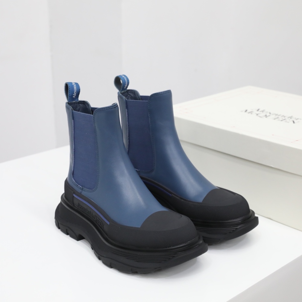 McQueen Men's and Women's Chelsea Martin Boots