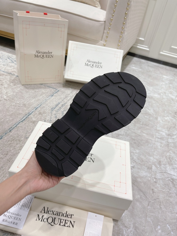 McQueen Men's and Women's Platform Leather Daddy Shoes