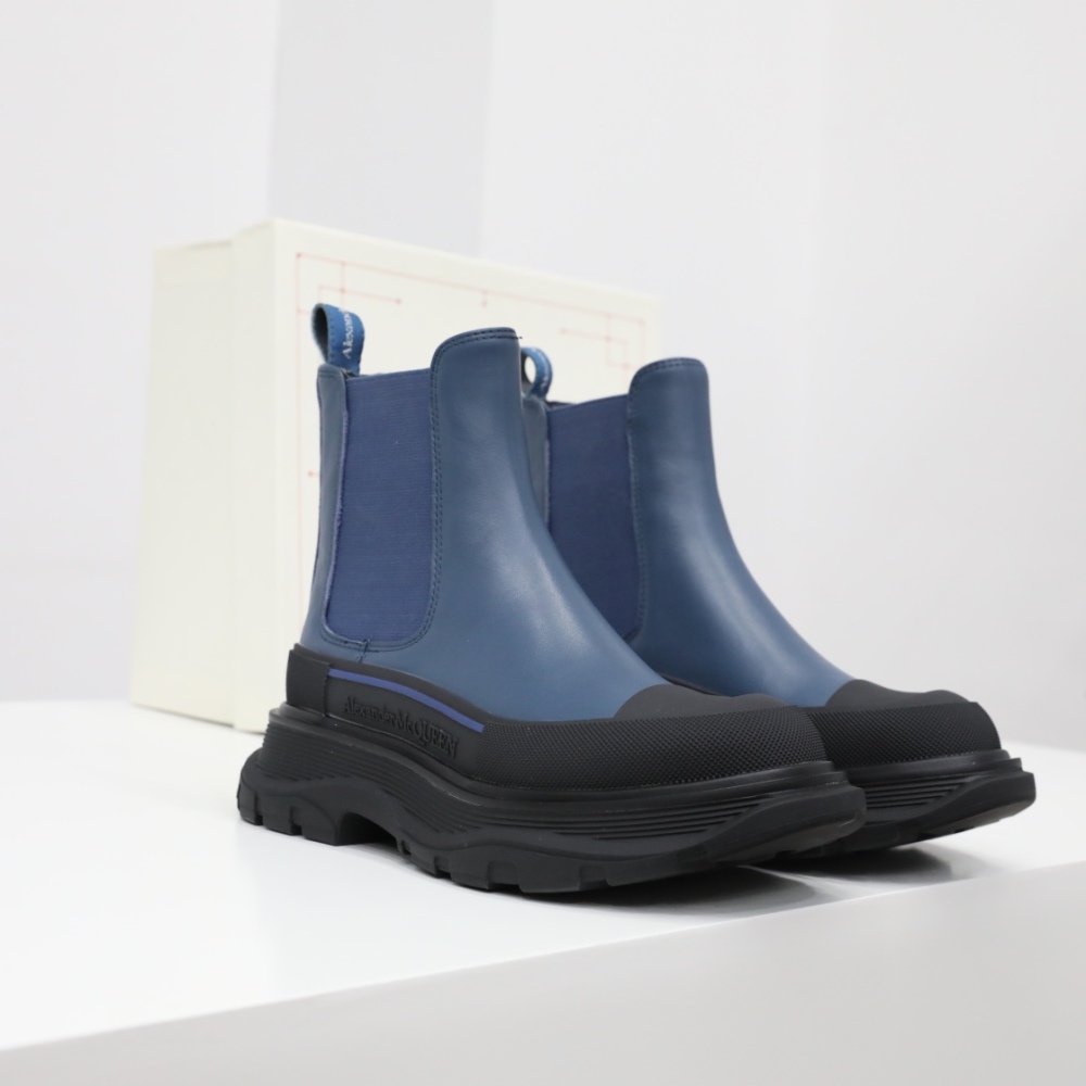 McQueen Men's and Women's Chelsea Martin Boots