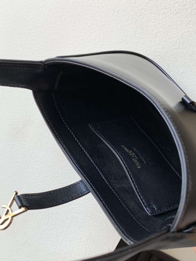 Saint Laurent LE5A7 mini Hobo 710318 Mirror boutique