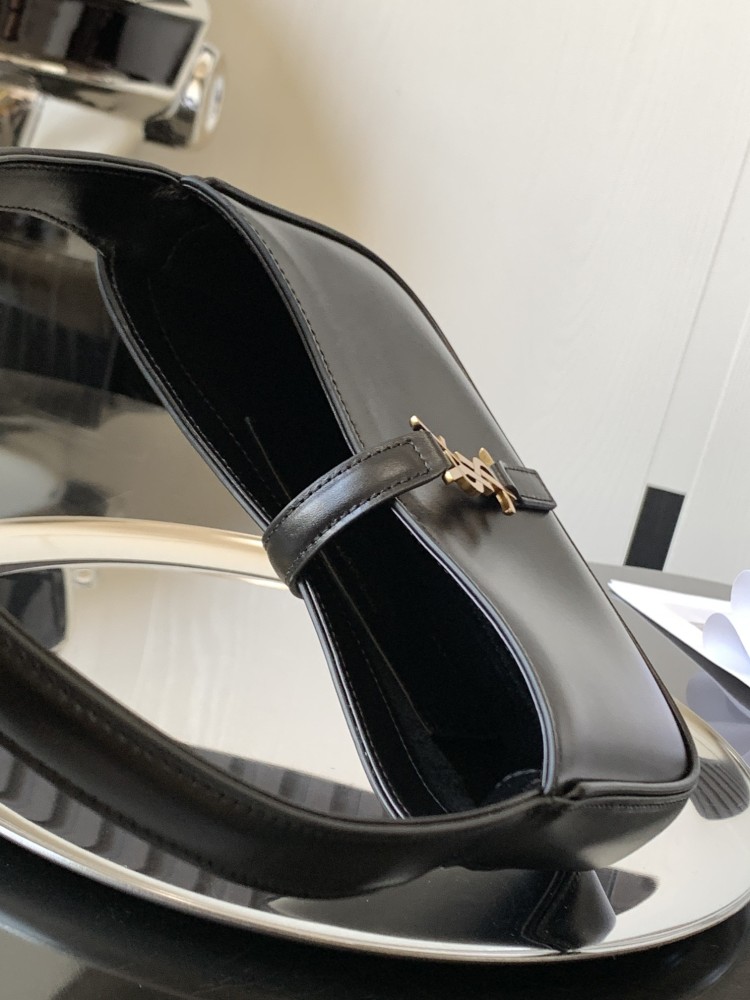 Saint Laurent LE5A7 mini Hobo 710318 Mirror boutique