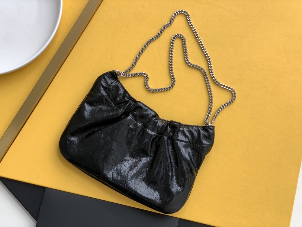 Yves Saint Laurent  Mini leather shoulder bag 681632 Mirror Boutique