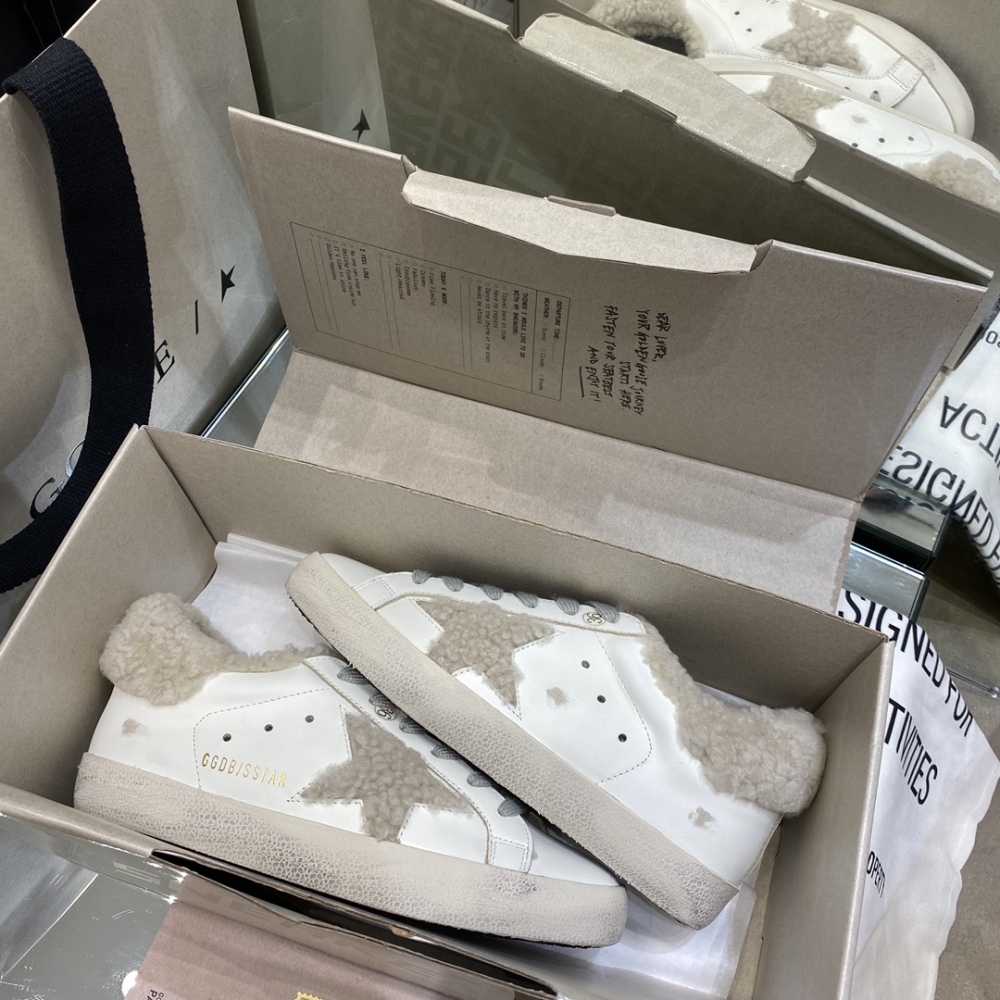 GGDB men's and women's sneakers(golden goose)