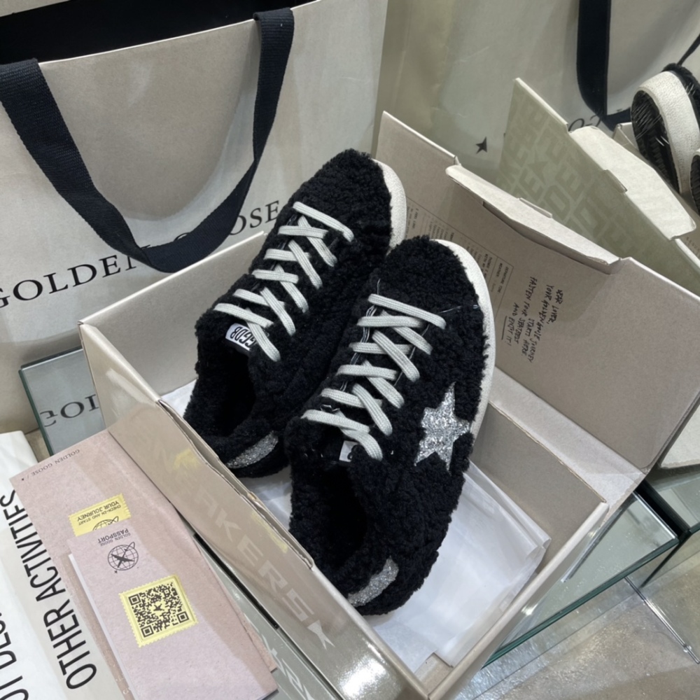 GGDB men's and women's sneakers(golden goose)