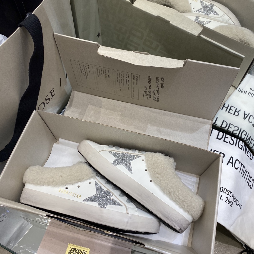 GGDB men's and women's sneakers(golden goose)