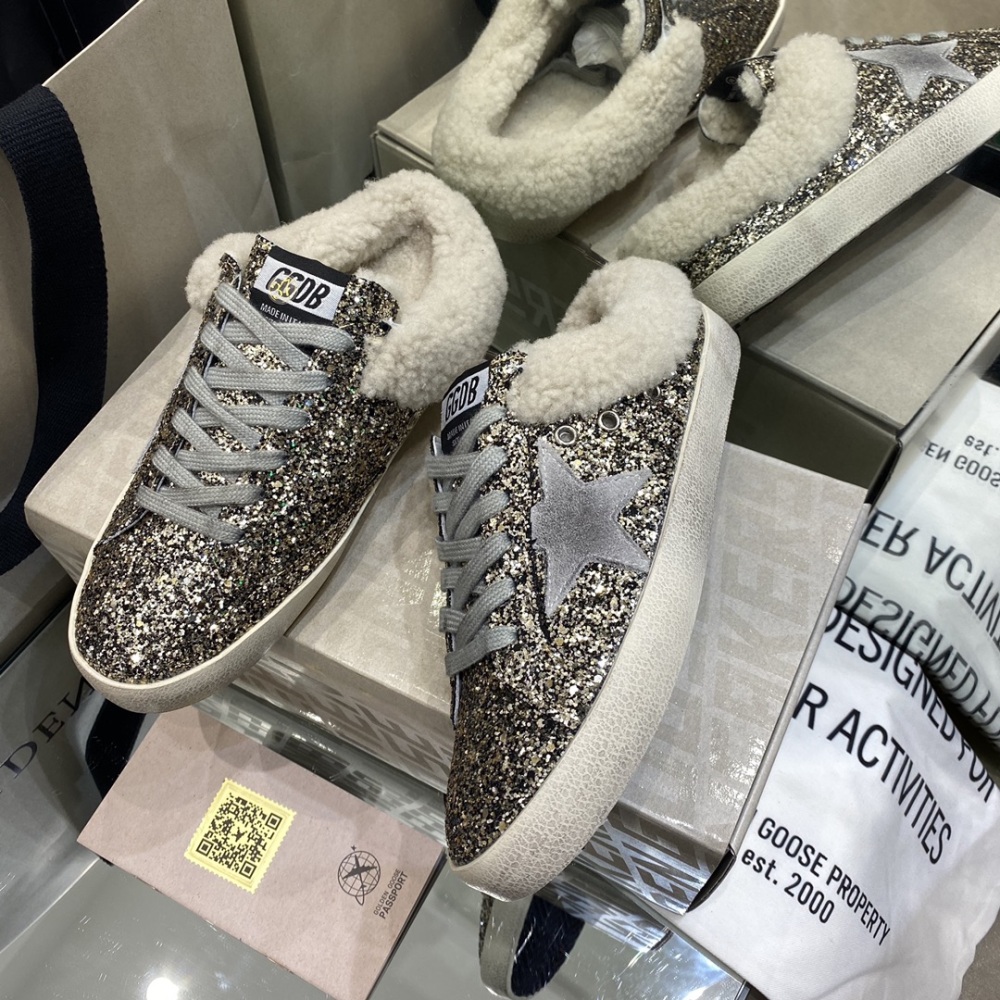 GGDB men's and women's sneakers(golden goose)