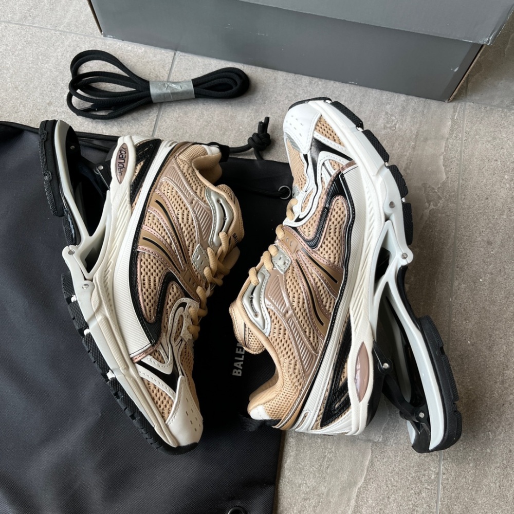 Balenciaga 6.0 Men's and Women's Track Sneaker X-Pander