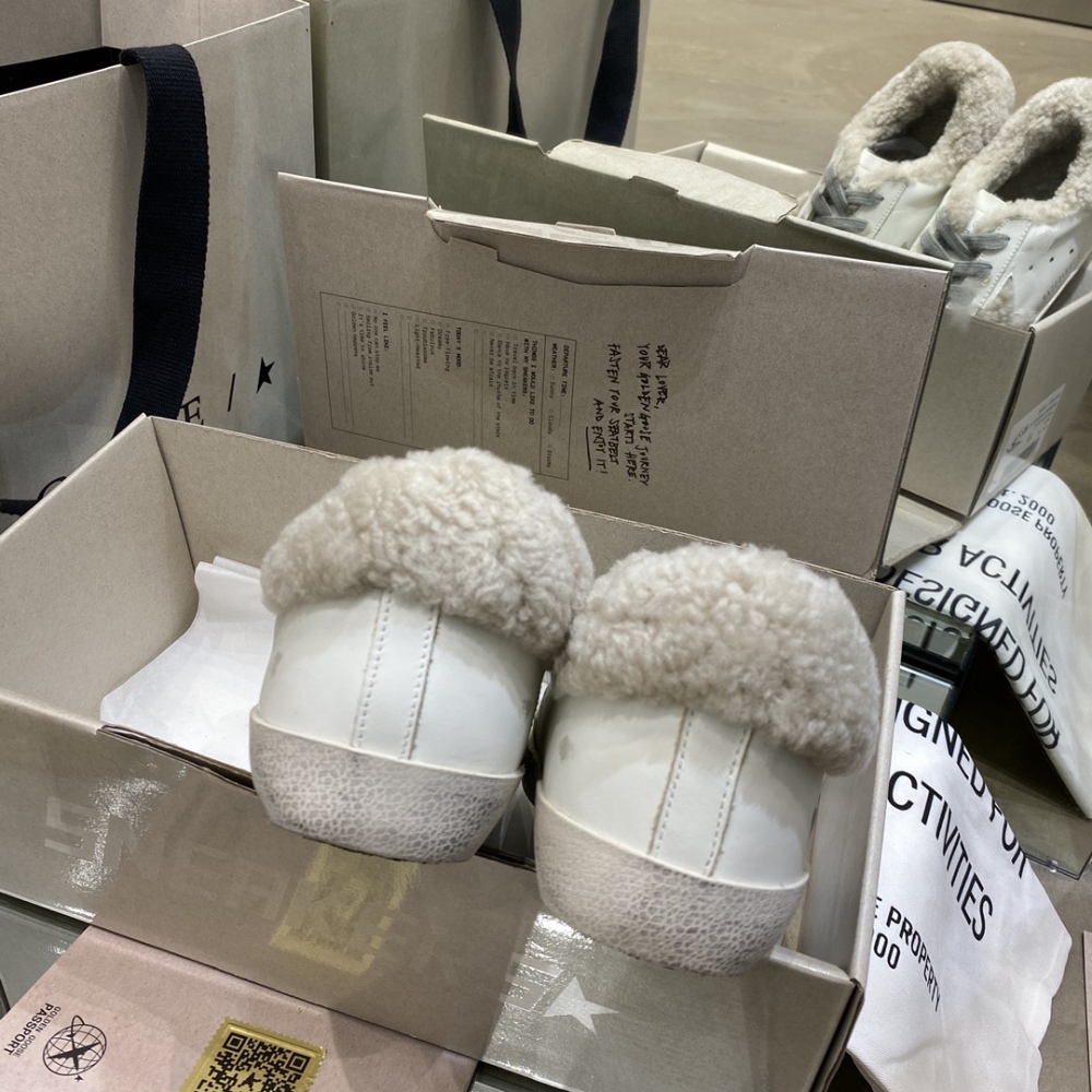GGDB men's and women's sneakers(golden goose)