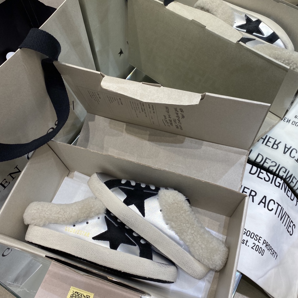 GGDB men's and women's sneakers(golden goose)