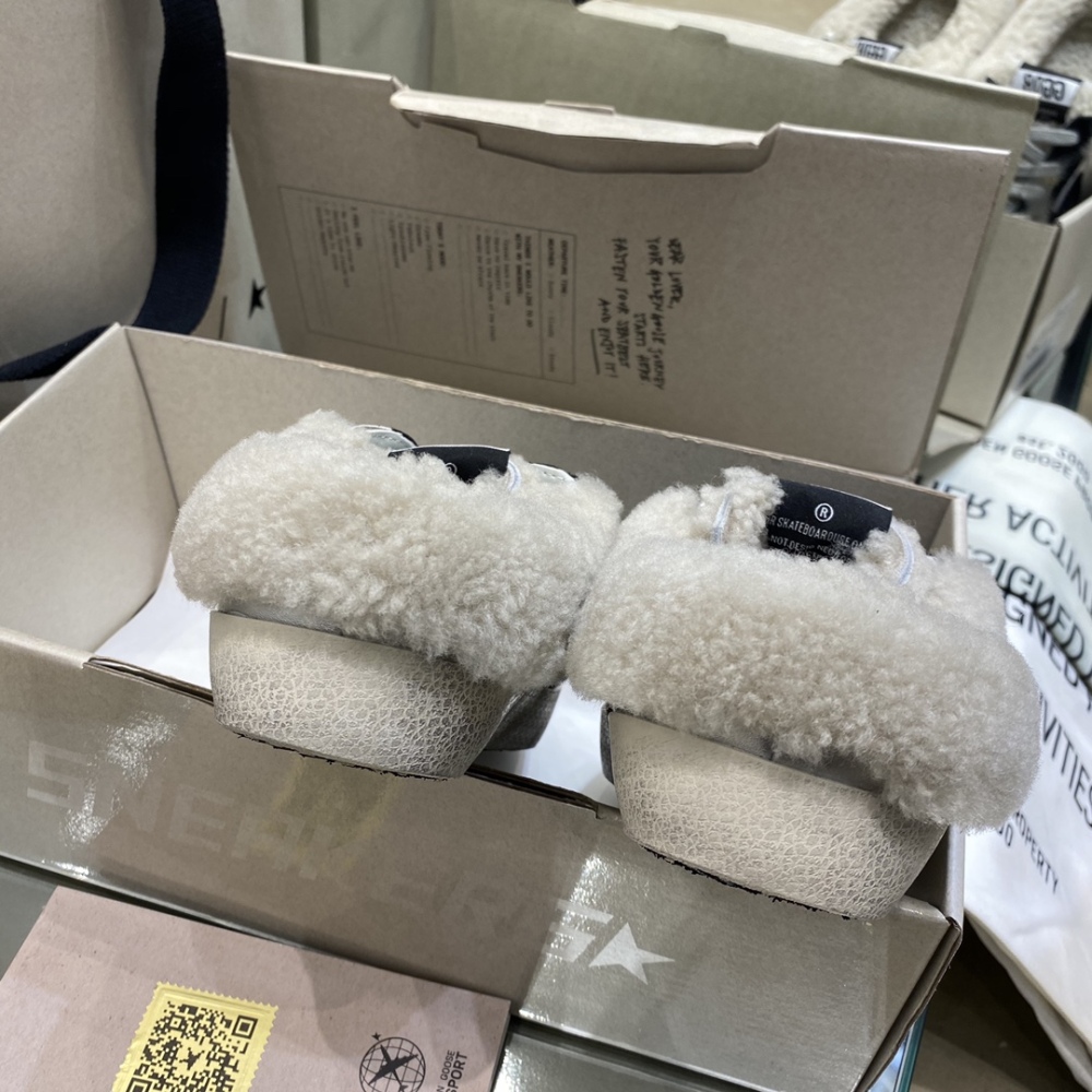 GGDB men's and women's sneakers(golden goose)
