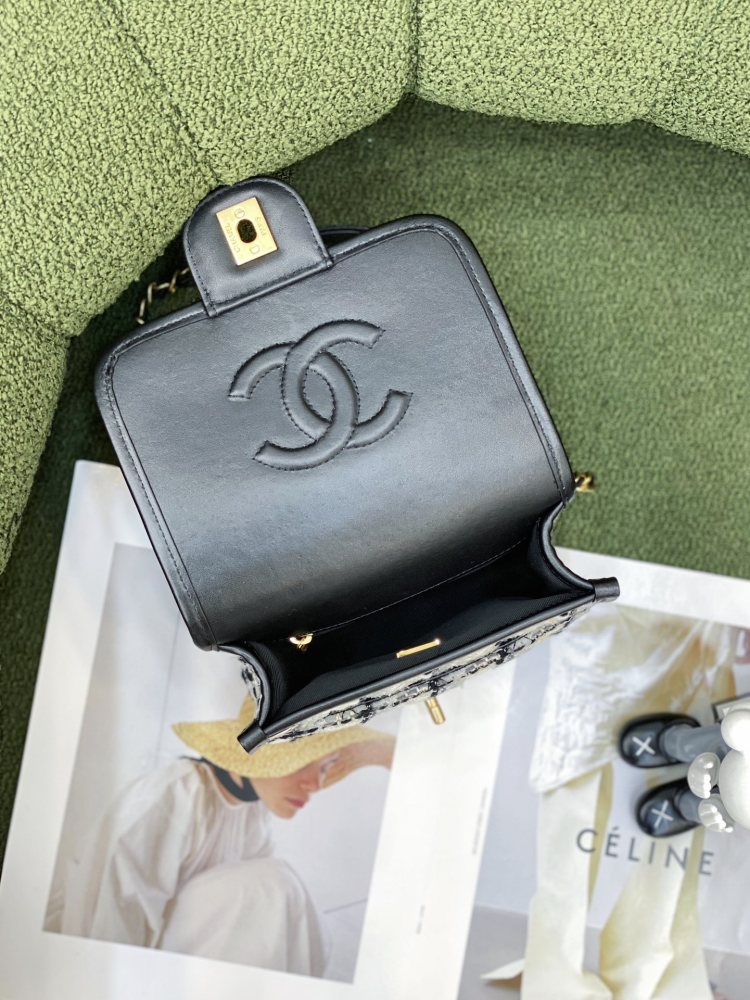 Chanel  2022SS Handle Flap Bag/Messenger Bag 22K AS3652 Mirror Boutique