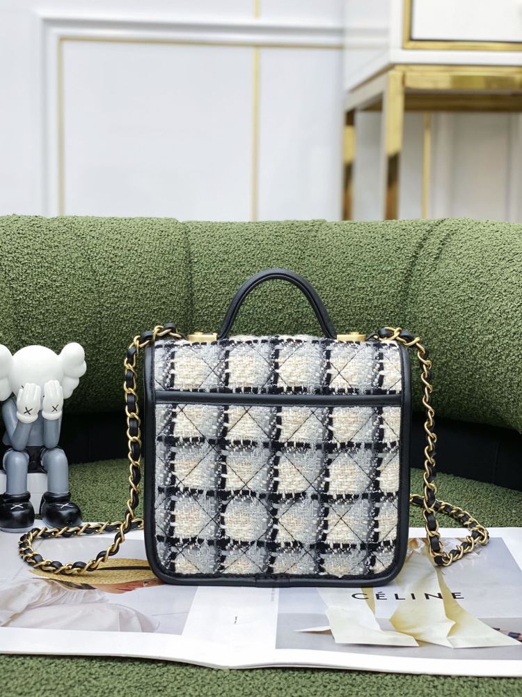 Chanel  2022SS Handle Flap Bag/Messenger Bag 22K AS3652 Mirror Boutique