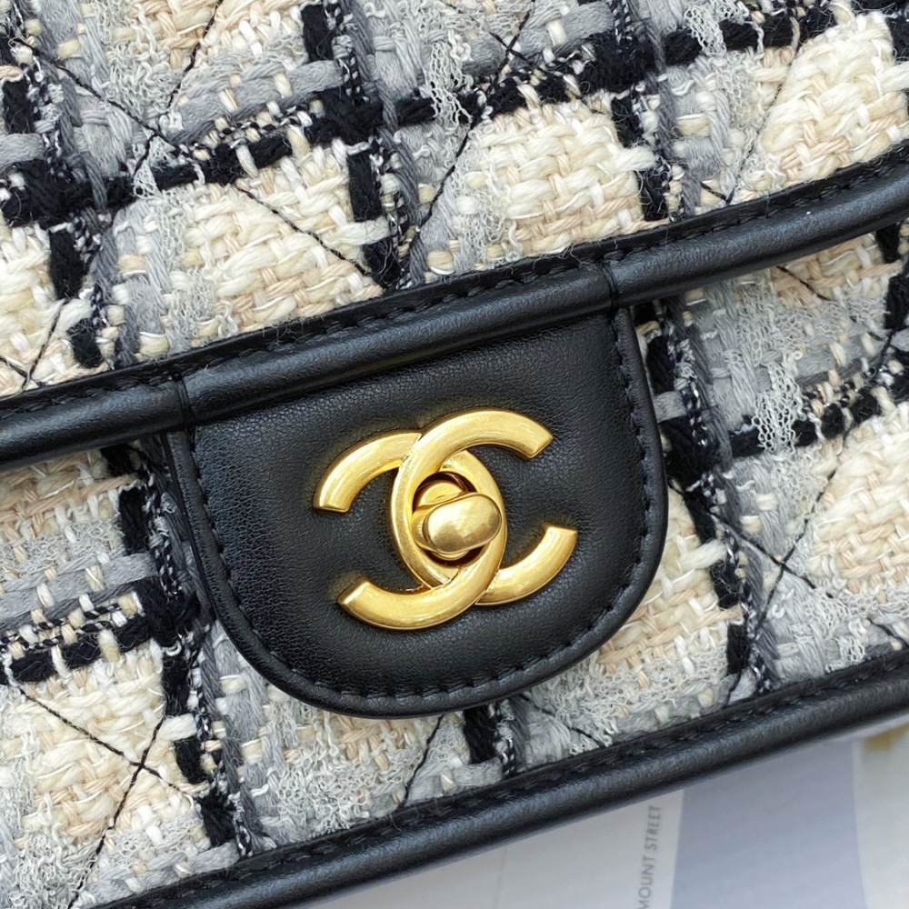 Chanel  2022SS Handle Flap Bag/Messenger Bag 22K AS3652 Mirror Boutique